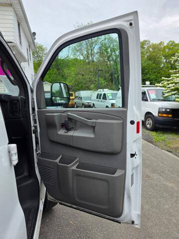 2016 GMC Savana 2500