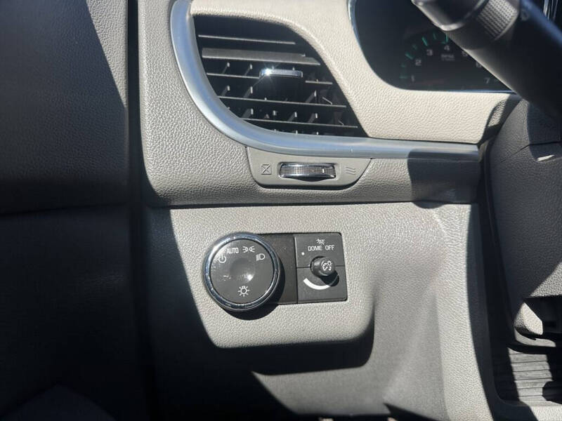 2017 Chevrolet Traverse LS