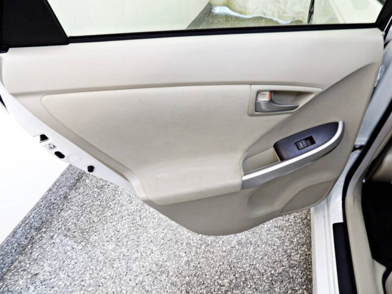 2014 Toyota Prius Two