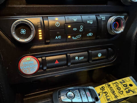 2015 Ford Mustang V6