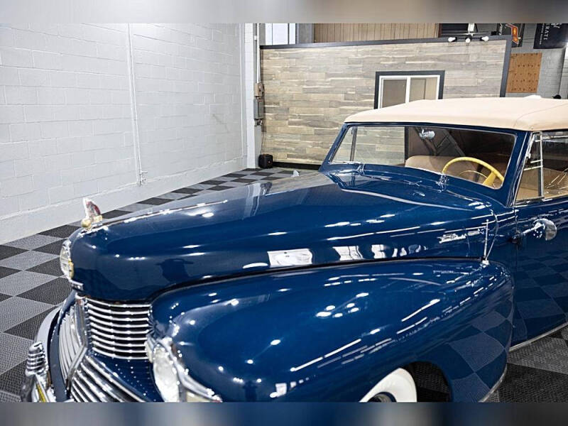 1942 Lincoln Continental