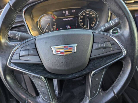 2020 Cadillac XT5 Premium Luxury