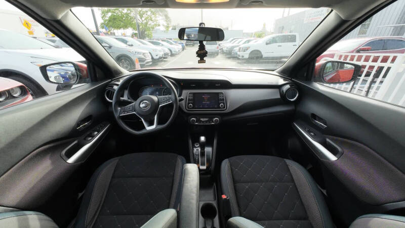 2019 Nissan Kicks SV