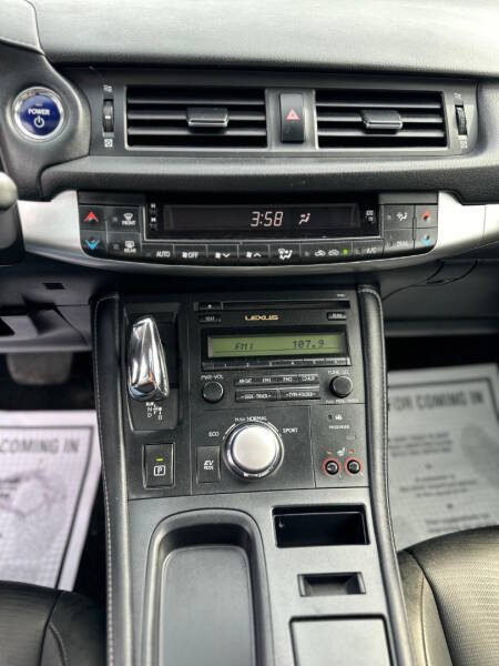 2013 Lexus CT 200h