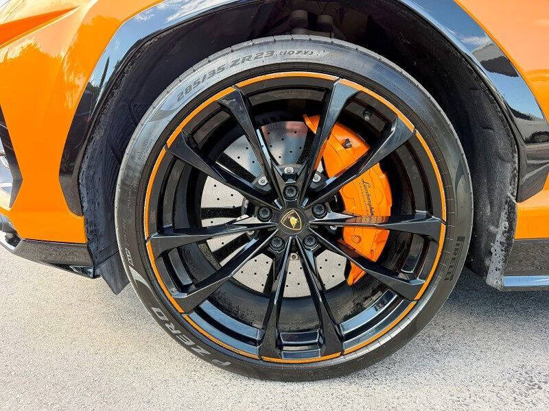 2022 Lamborghini Urus