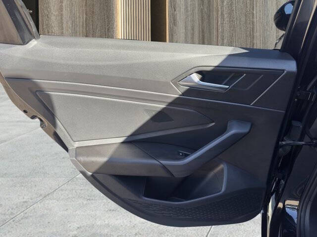 2021 Volkswagen Jetta R-Line