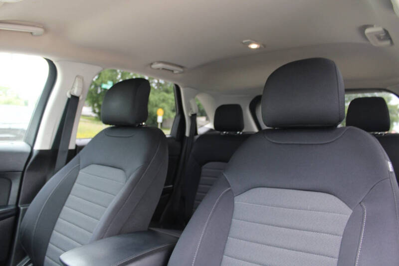 2018 Ford Edge SE
