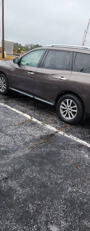 2016 Nissan Pathfinder SV