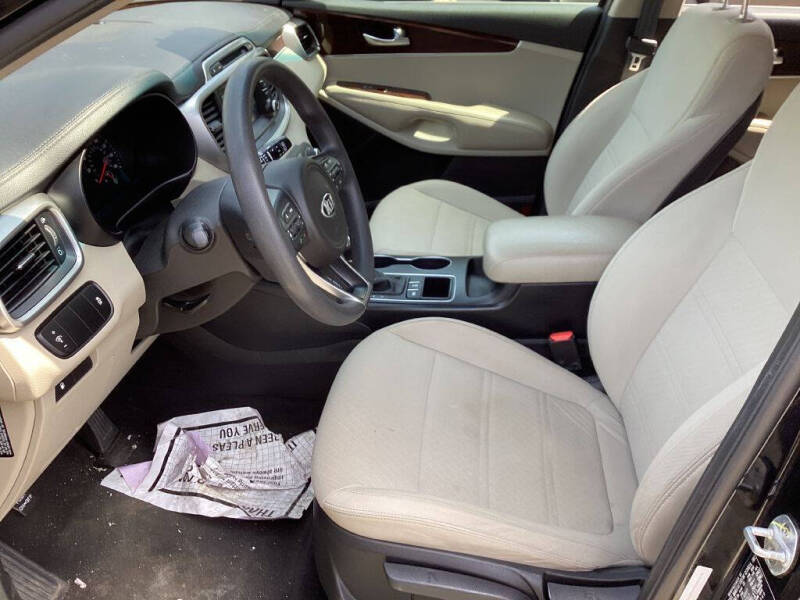 2018 Kia Sorento LX