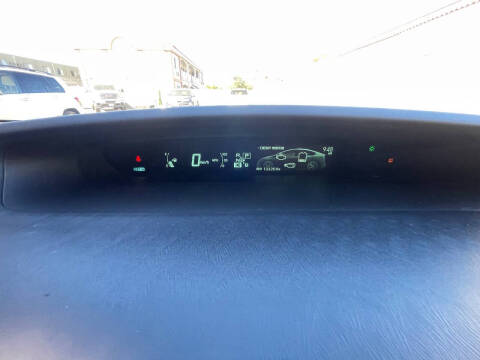 2014 Toyota Prius Two