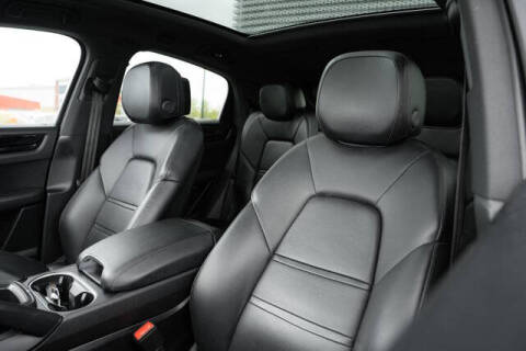 2020 Porsche Cayenne S Coupe