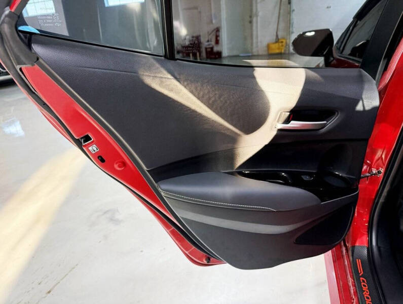 2021 Toyota Corolla Hatchback SE