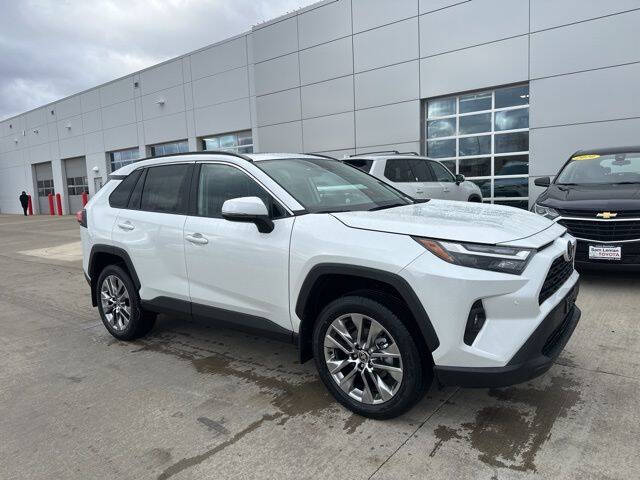 2025 Toyota RAV4 XLE Premium