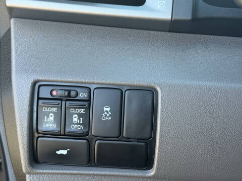 2012 Honda Odyssey EX-L w/DVD