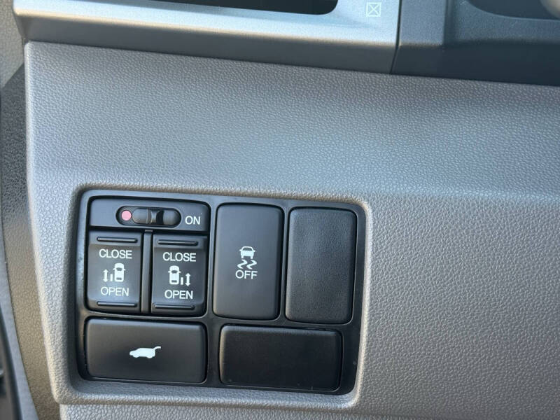 2012 Honda Odyssey EX-L w/DVD