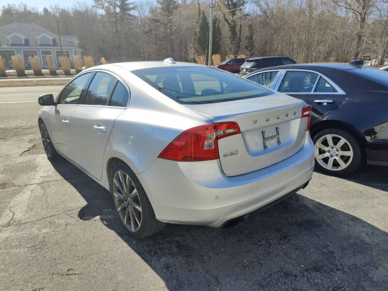2015 Volvo S60 T6 Drive-E Platinum