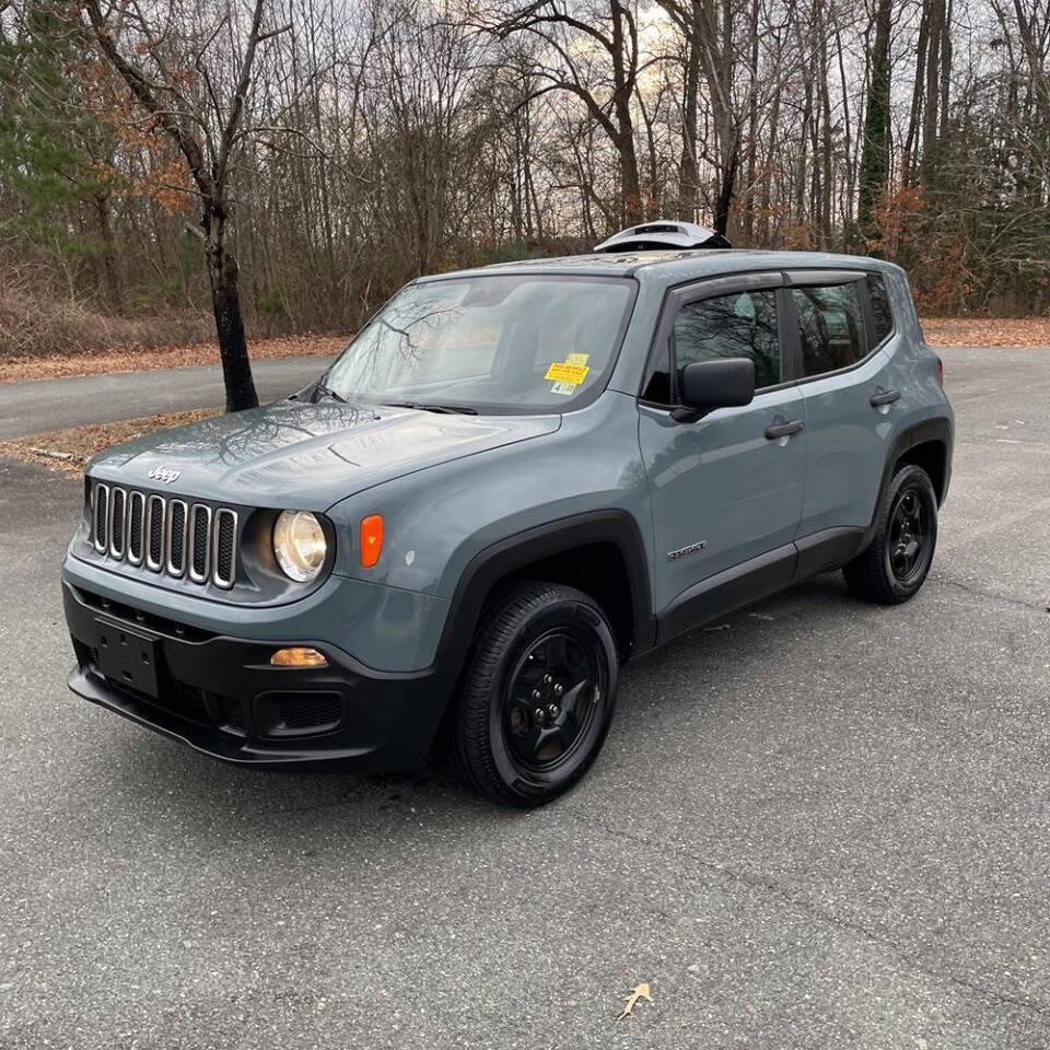 2016 Jeep Renegade Sport photo 5