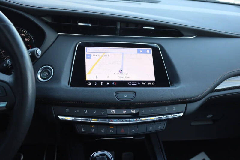 2023 Cadillac XT4 Sport