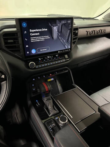 2023 Toyota Sequoia SR5