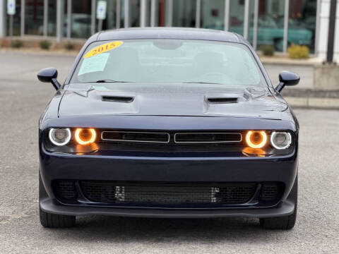2015 Dodge Challenger SXT Plus
