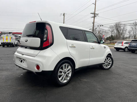 2018 Kia Soul +