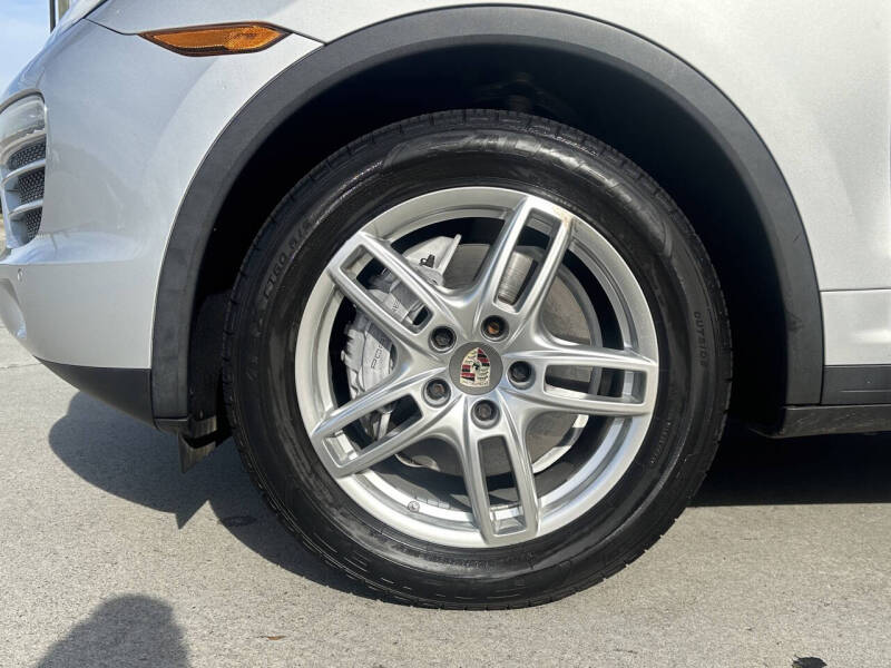 2013 Porsche Cayenne Tiptronic