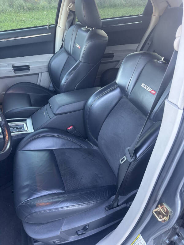 2006 Chrysler 300 SRT-8