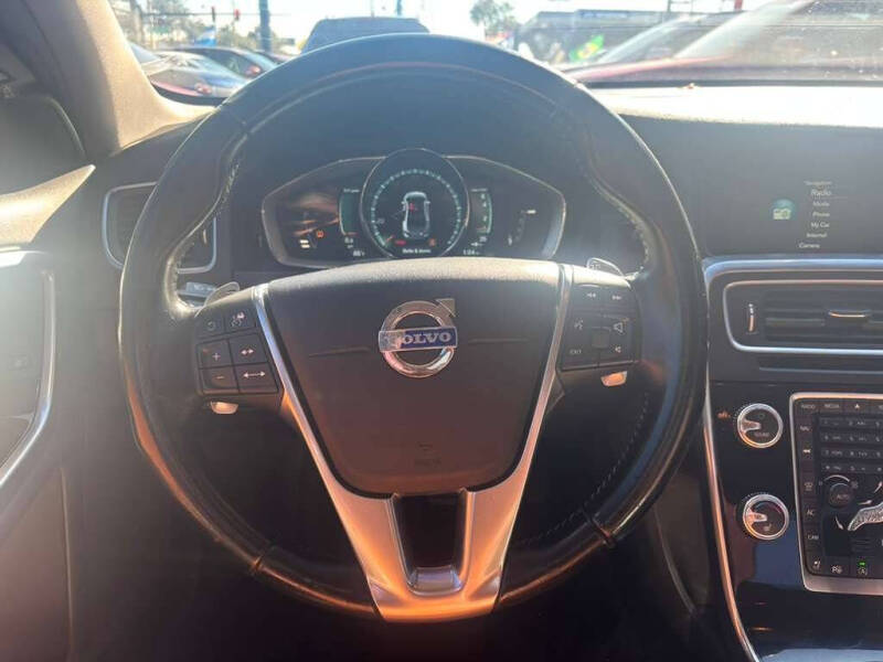 2015 Volvo S60 T6 Drive-E Platinum