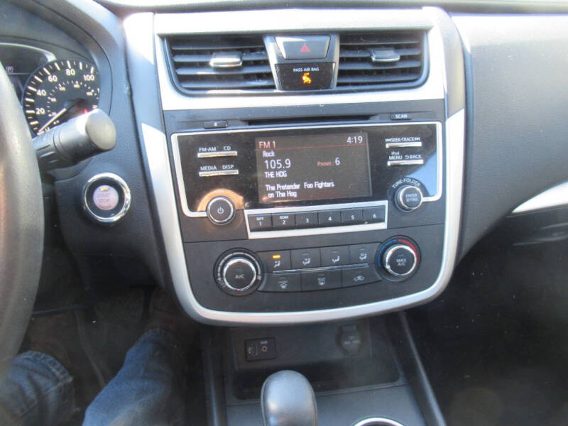 2017 Nissan Altima 2.5 SR