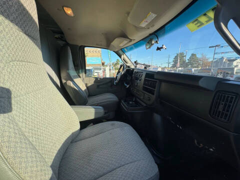 2018 Chevrolet Express 2500