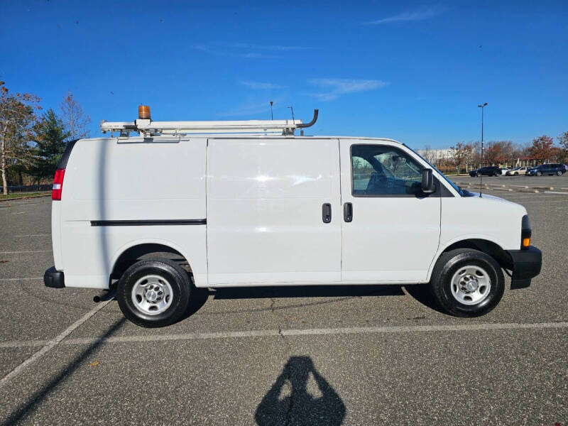 2020 Chevrolet Express 3500