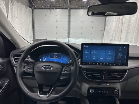 2025 Ford Escape Platinum