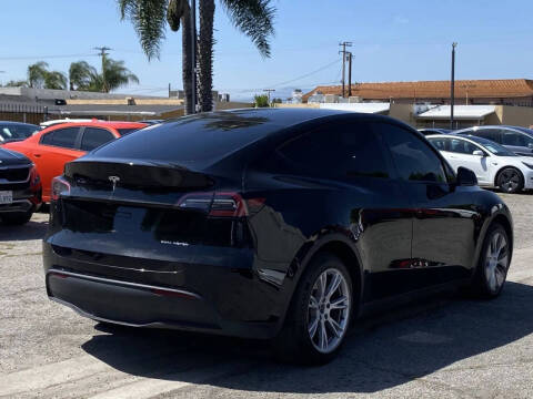 2024 Tesla Model Y Long Range