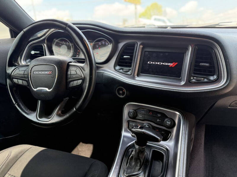 2018 Dodge Challenger SXT