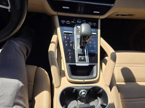 2022 Porsche Cayenne