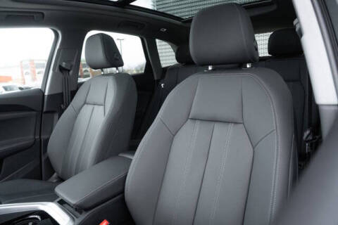 2025 Audi Q5 quattro Premium Plus TFSI