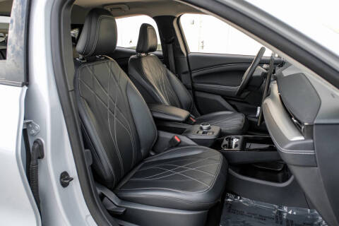 2023 Ford Mustang Mach-E Select