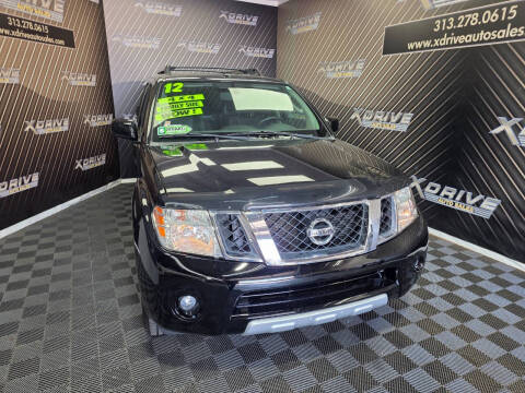 2012 Nissan Pathfinder LE