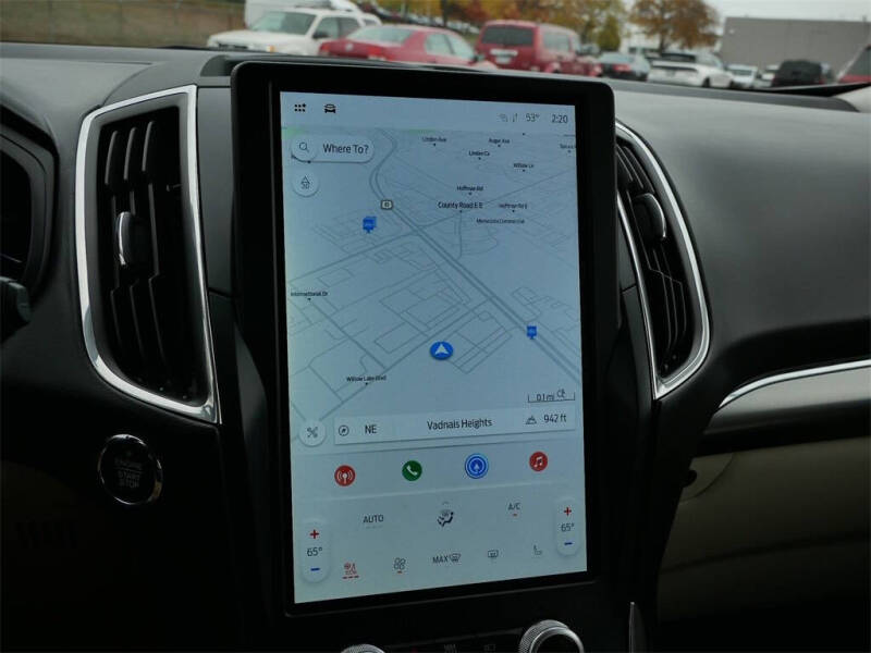 2022 Ford Edge Titanium