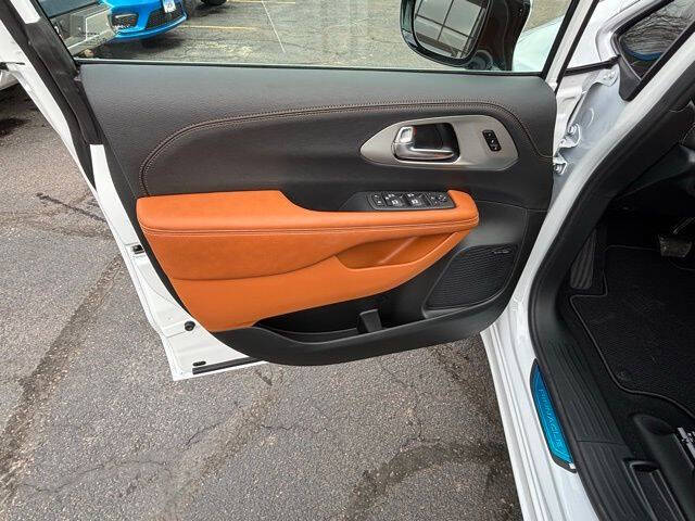 2026 Chrysler Pacifica Pinnacle