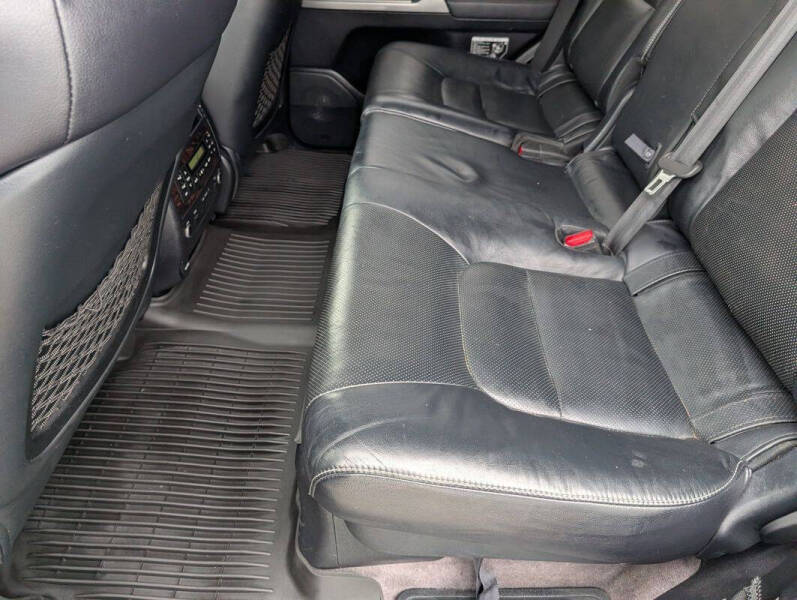 2013 Toyota Land Cruiser