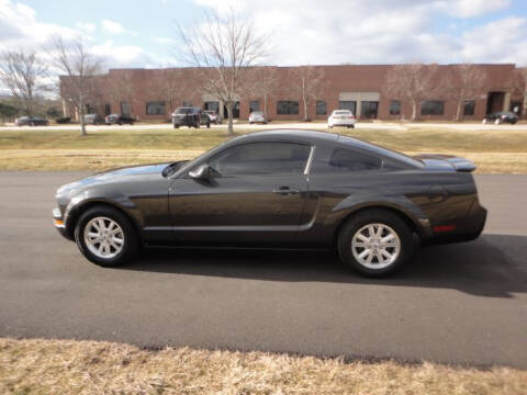 2007 Ford Mustang V6 Deluxe