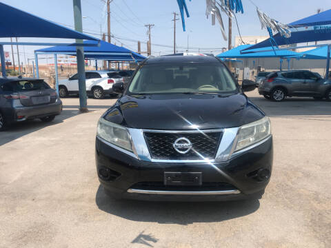 2014 Nissan Pathfinder for sale at Autos Montes in Socorro TX