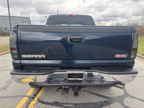 2005 GMC Sierra 2500HD SLT