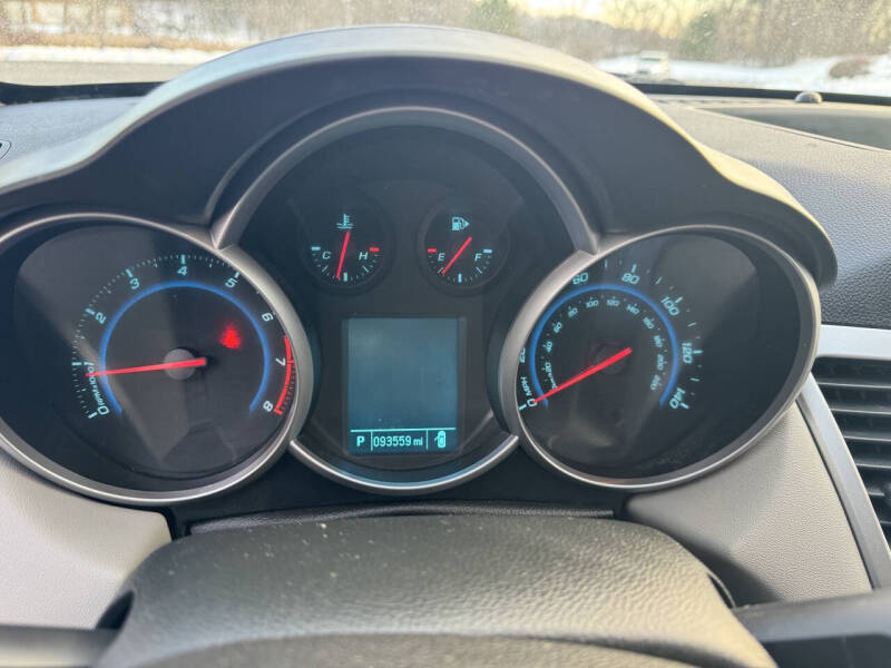 2013 Chevrolet Cruze LS Auto