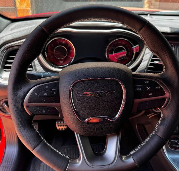 2015 Dodge Challenger SRT Hellcat