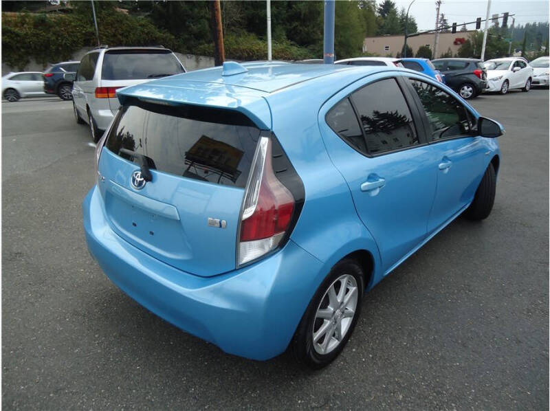 2016 Toyota Prius c