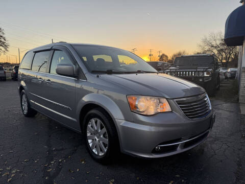 2014 Chrysler Town and Country Touring