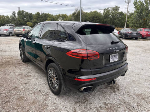 2017 Porsche Cayenne Platinum Edition