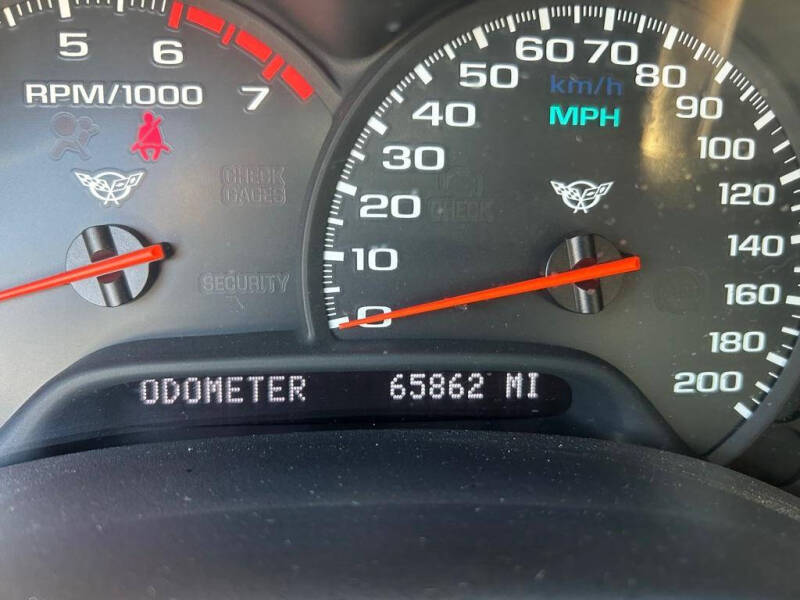 2004 Chevrolet Corvette
